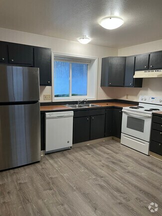 Building Photo - 250 Ponderosa Loop