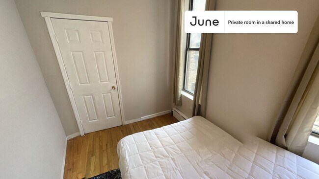 Foto del edificio - Room in Shared 3 bed/1 bath home in Upper West Side