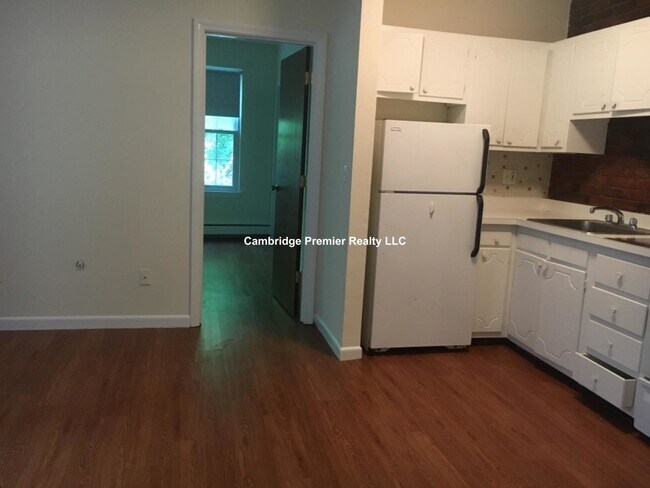Building Photo - 46 S Huntington Ave
