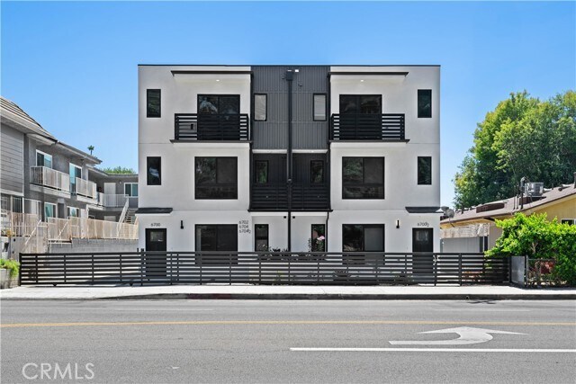 Building Photo - 6704 Kester Ave