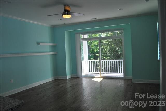 Foto del edificio - 4117 Spool Ln