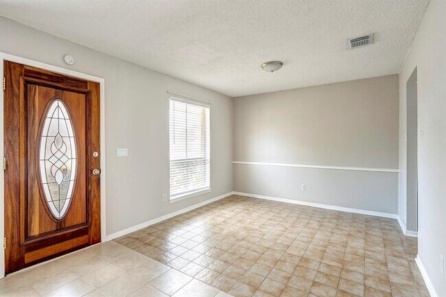 Foto del edificio - 12263 Monticeto Ln