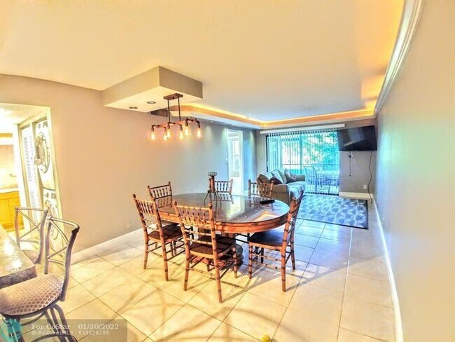Building Photo - 3130 Millwood Terrace