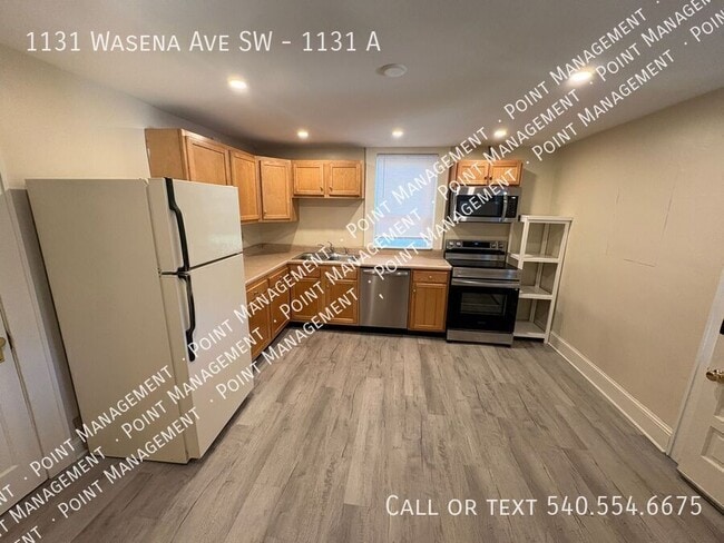 Building Photo - 1131 Wasena Ave SW