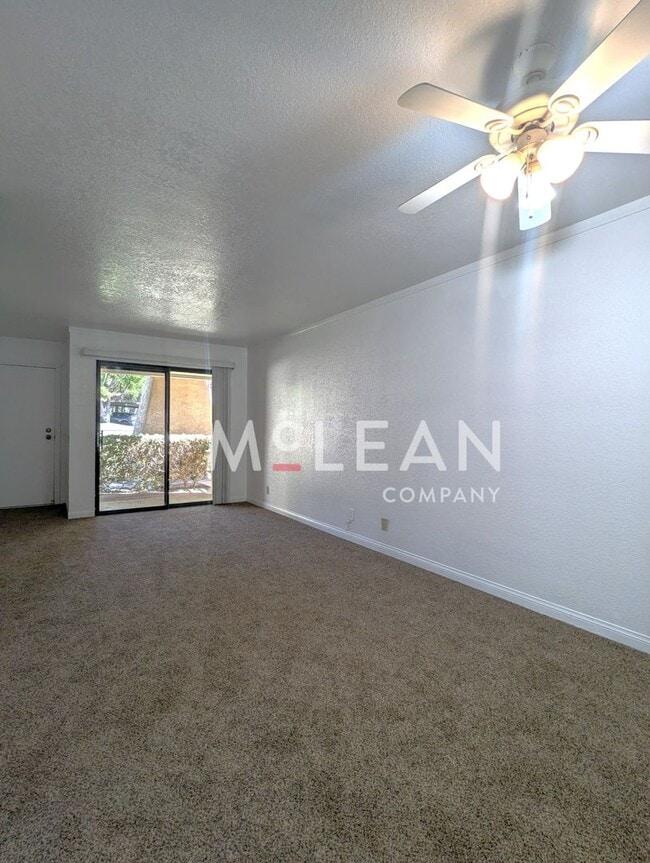 Building Photo - Charming Condo in Palm Springs Villas