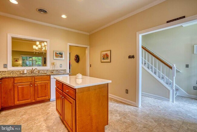 Foto del edificio - 28463 Pinehurst Cir