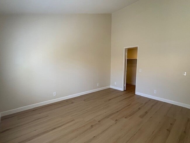 Building Photo - Peaceful Senior Living 55+ in the Heart of...