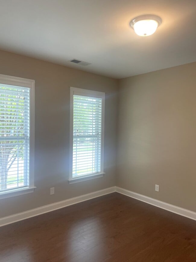 Foto del edificio - Beautiful 3BR Ranch Home in Bailey's Glen at Lake Norman