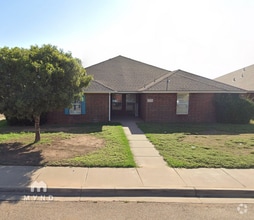 Building Photo - 522 N Brentwood Ave