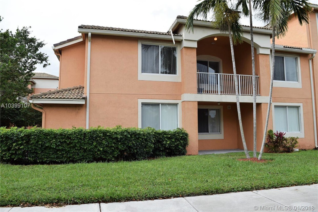 6928 SW 39th St, Davie, FL 33314 Condo for Rent in Davie, FL