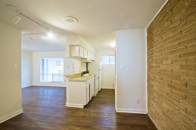 Foto del edificio - 936 Heights Blvd