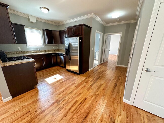 Foto del edificio - 6708 Jackson St