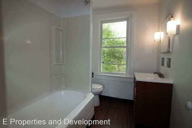 Foto del edificio - 4 br, 1 bath House - 1112 Ingham Street