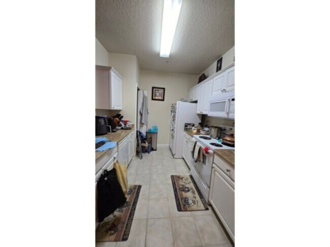 Foto del edificio - 1 bedroom 1 bathroom condo w/DEN