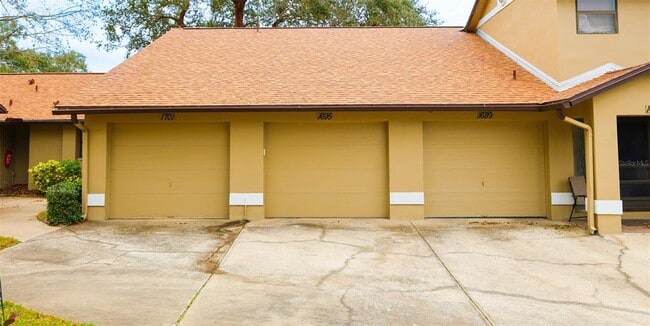 Building Photo - 1695 Hamilton Ct