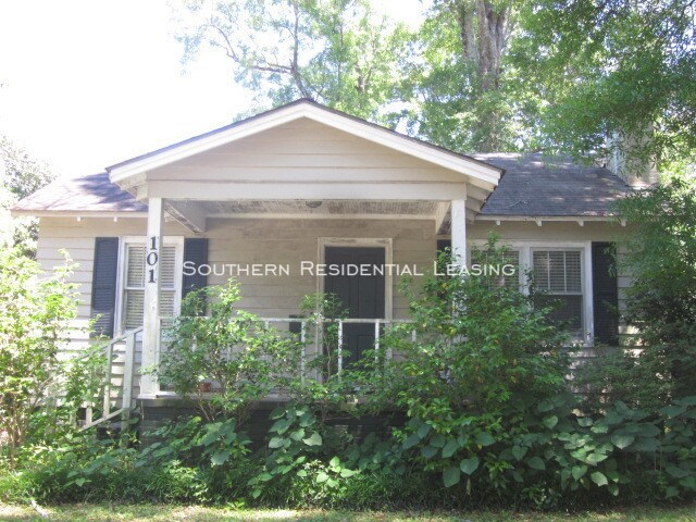 Primary Photo - 101 Westwood St