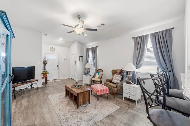 Building Photo - 14228 Sedona Rdg Dr