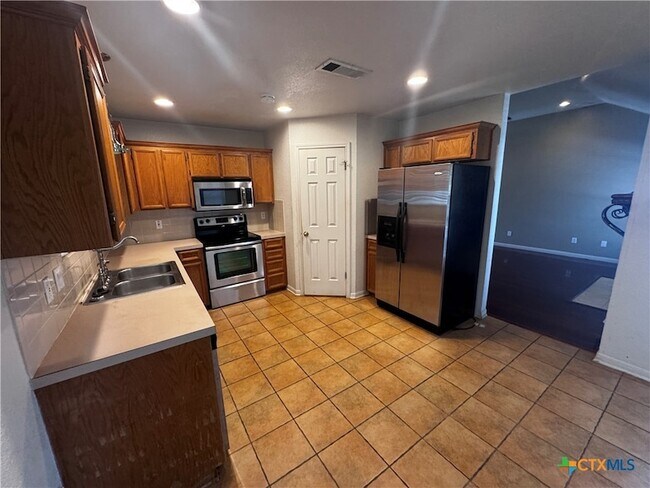 Foto del edificio - 1518 Chardonnay Dr