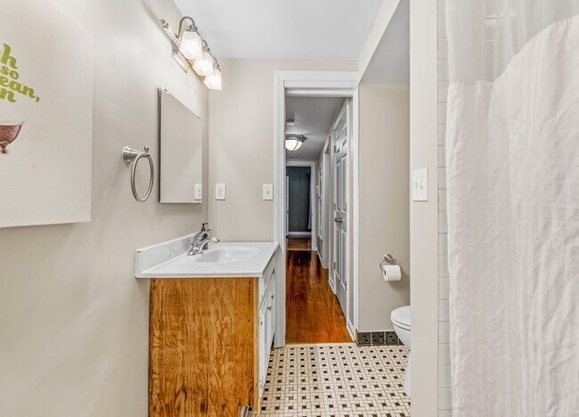 Interior Photo - Juniper Place Condominiums