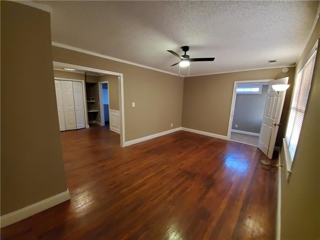 Foto del edificio - 1271 Banberry Rd SE