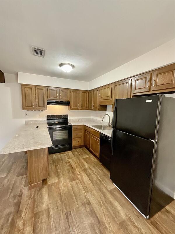 Foto del edificio - 122 Sugar Pine