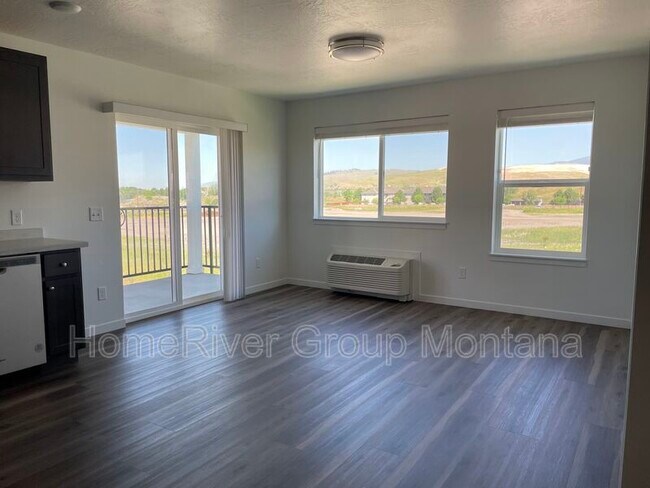 Foto del edificio - 1355 Rodgers St