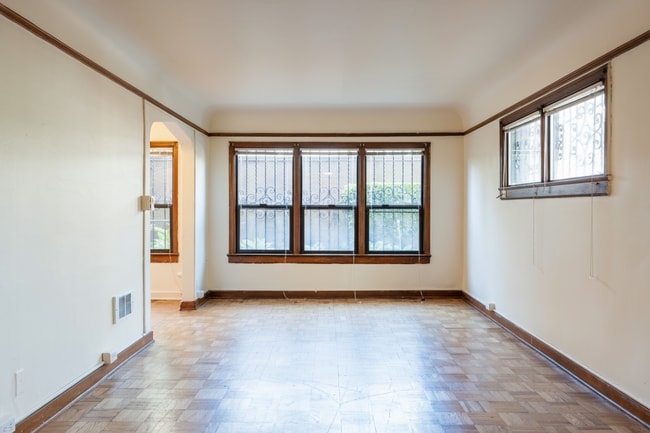 Interior Photo - Dixonian