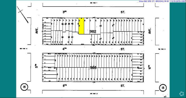 Building Photo - 392 3rd St
