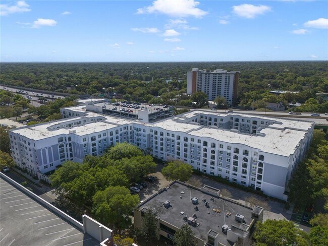 Foto del edificio - 204 E South St