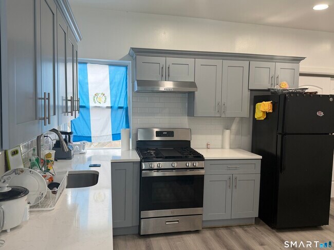 Foto del edificio - 144 Palisade Ave