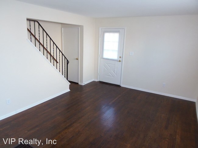 Building Photo - 4155-4157 Sullivant Ave