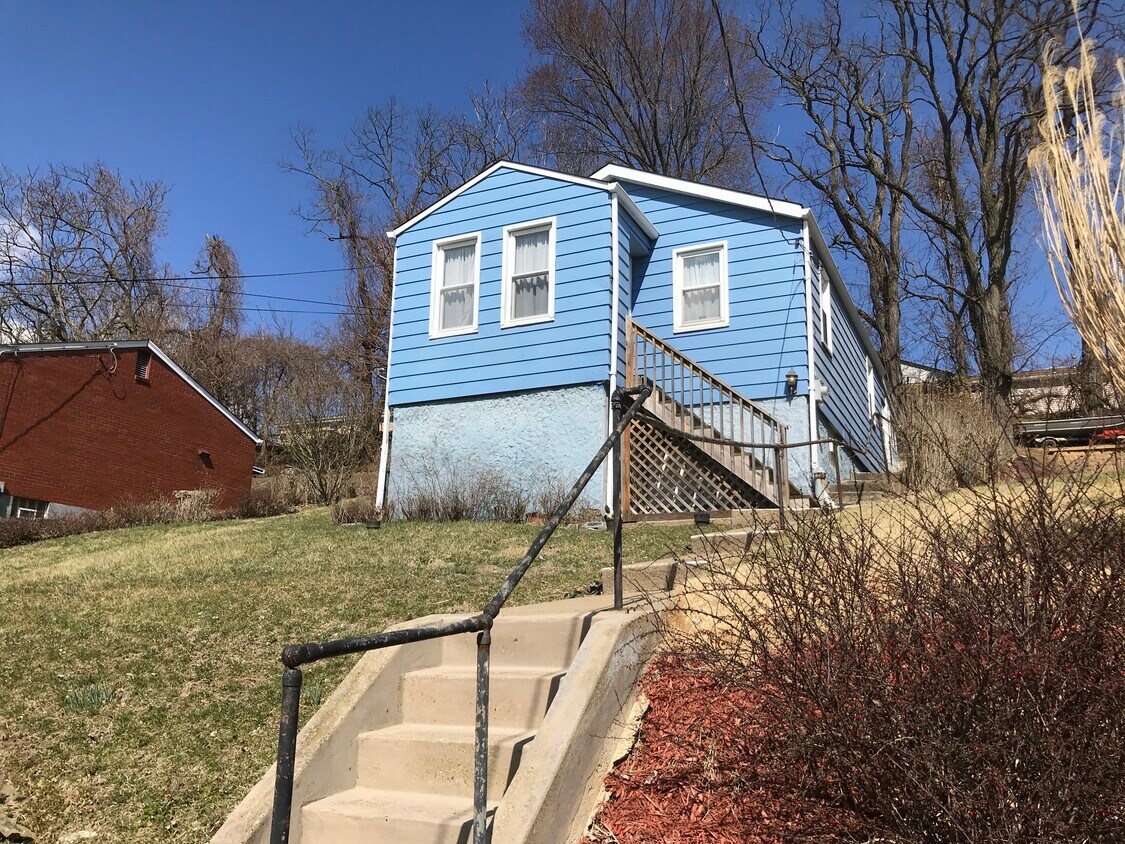 Primary Photo - 1104 Jerome St