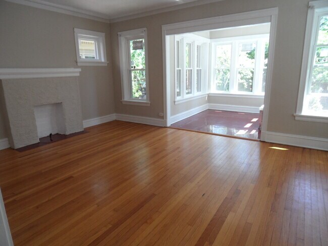 Foto del edificio - 1350 W Thorndale Ave