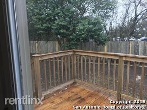 Foto del edificio - 2 br, 2 bath House - 111 Stendebach Pl # 111