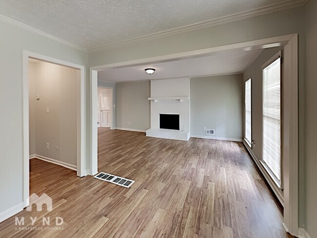 Building Photo - 151 Lafayette Dr