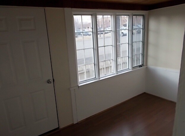 Foto del edificio - 1 Bonus Room House close to Downtown