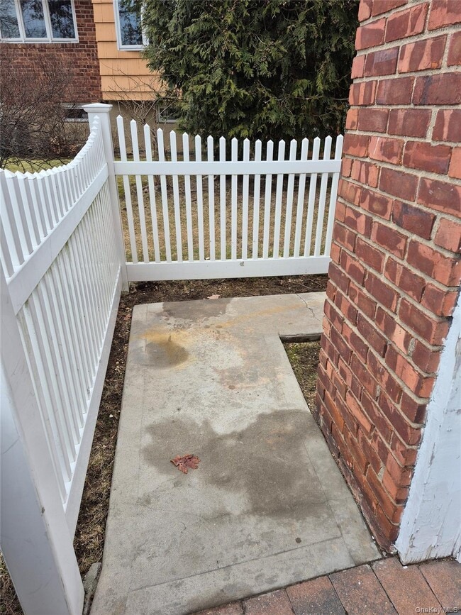 Foto del edificio - 979 Mark Dr