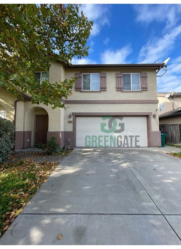 Primary Photo - Two story 4 bedroom, 2.5 bath home in Stoc...