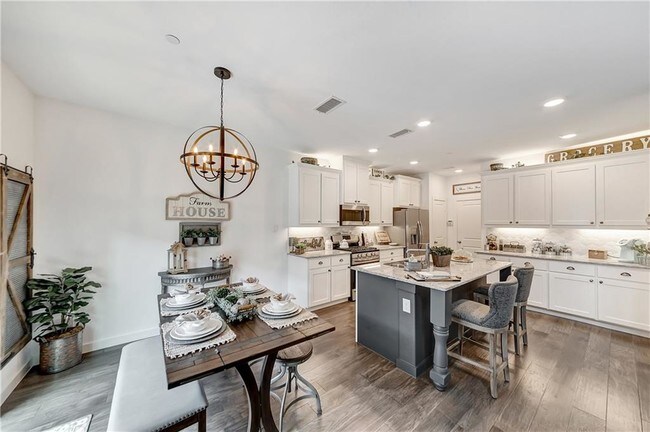 Building Photo - 2744 Starburst Dr