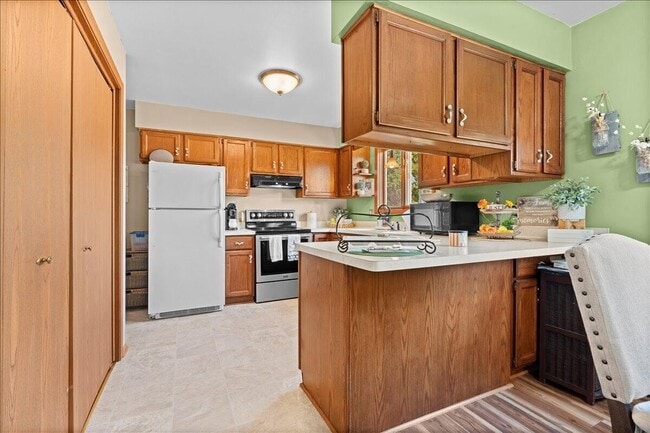 Foto del edificio - 3955 Meadowbrook Ct