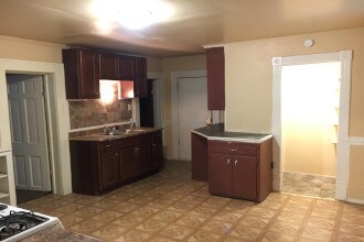 Foto del edificio - 2012 W Lincoln Ave