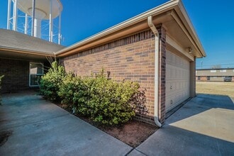 Building Photo - 3417 49th St