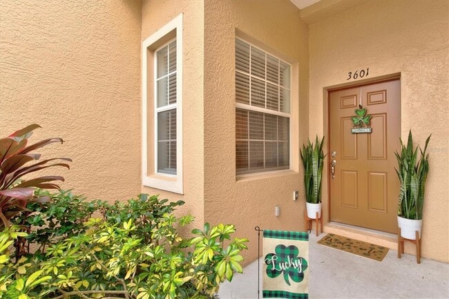 Building Photo - 3658 Parkridge Cir