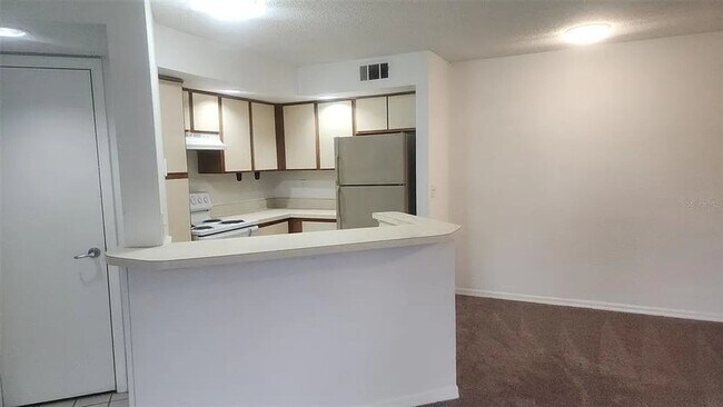 Foto del edificio - 5713 Gatlin Ave