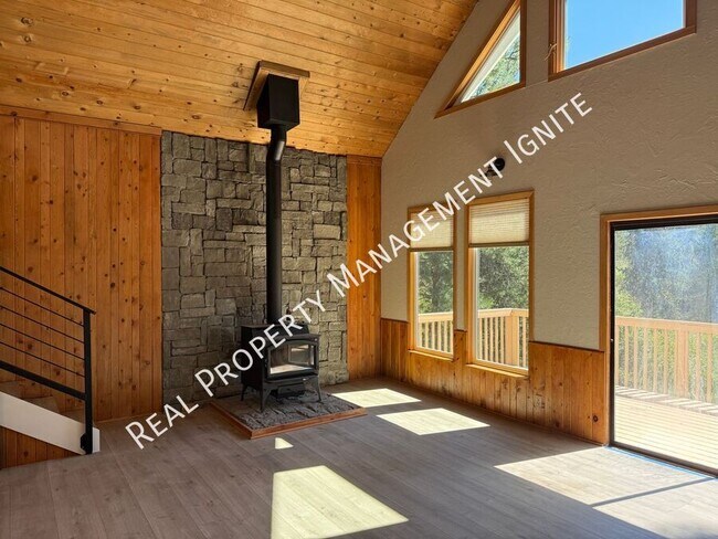 Foto del edificio - 17185 Island Loop Way
