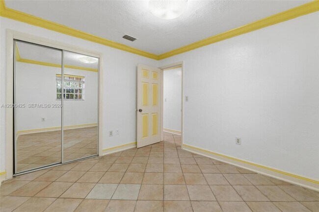 Foto del edificio - 3147 McDonald St