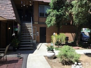 Building Photo - 563 W Alamos Ave