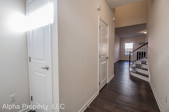 Foto del edificio - 3 br, 2.5 bath House - 43 Irvington Dr