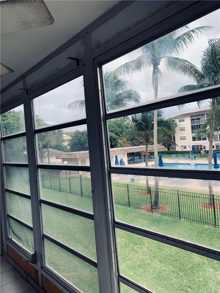 Building Photo - 3305 Aruba Way