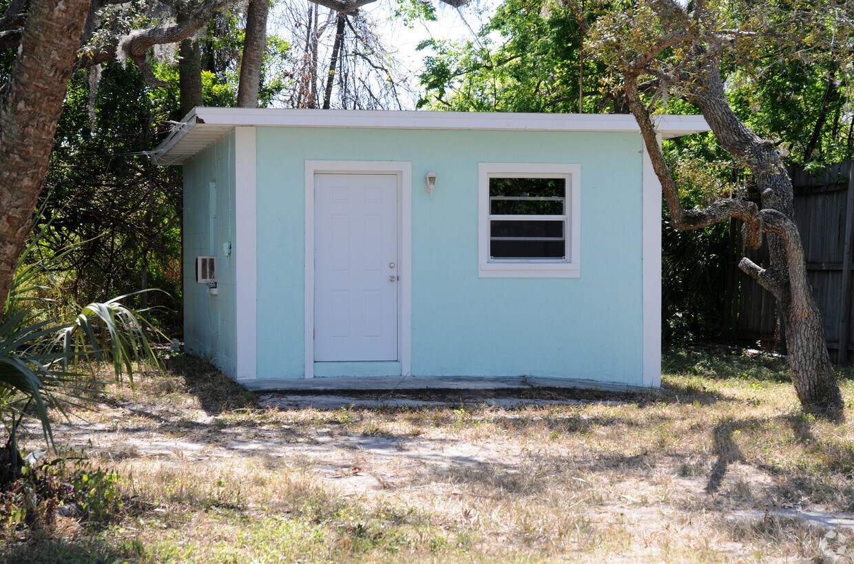 Building Photo - 107-112 Spears Ln